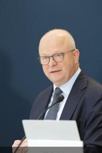 Ondersteuning bieden bij financiële en administratieve zaken.