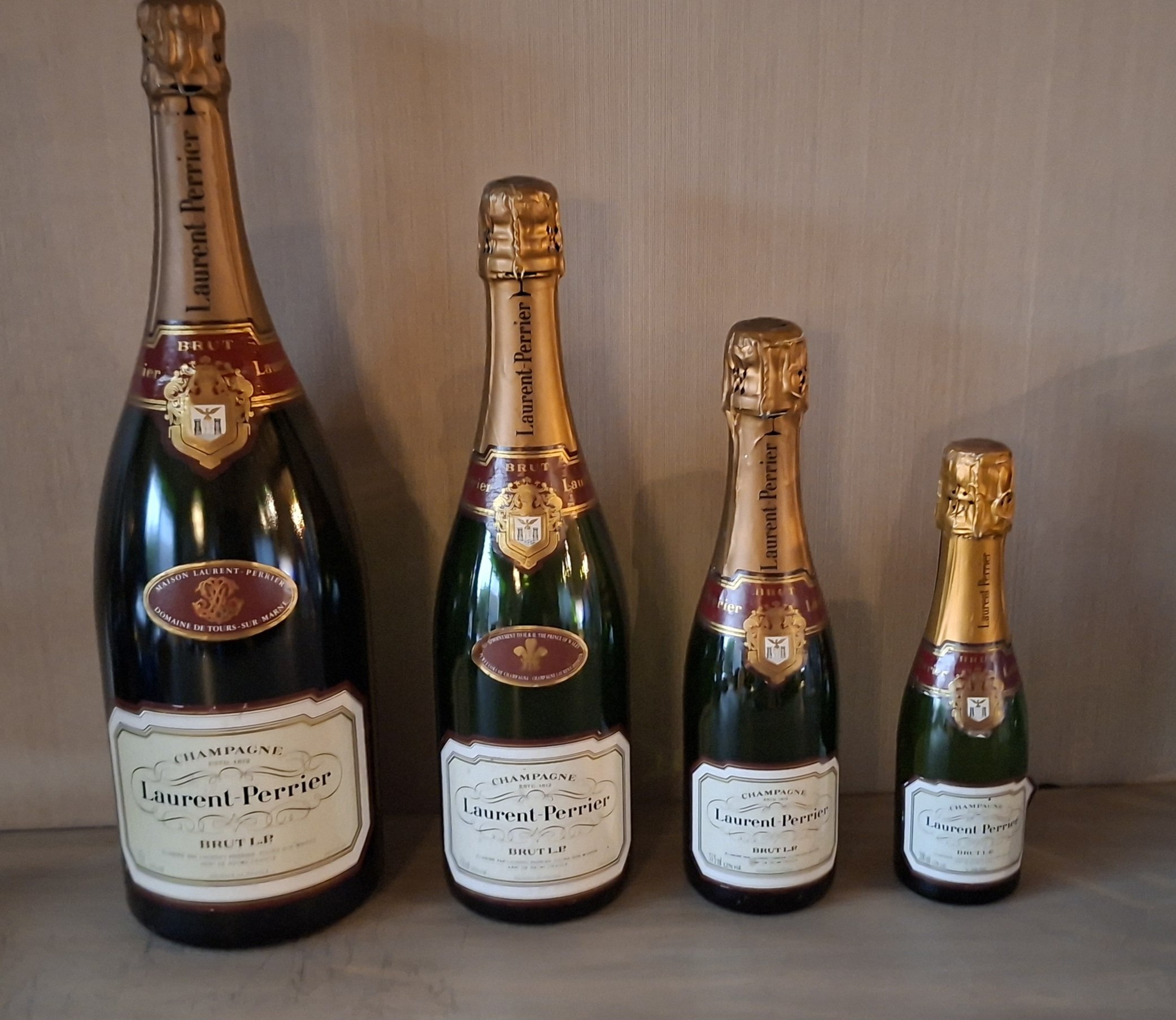 Set van 4 Laurent-Perrier Brut L.P. flessen