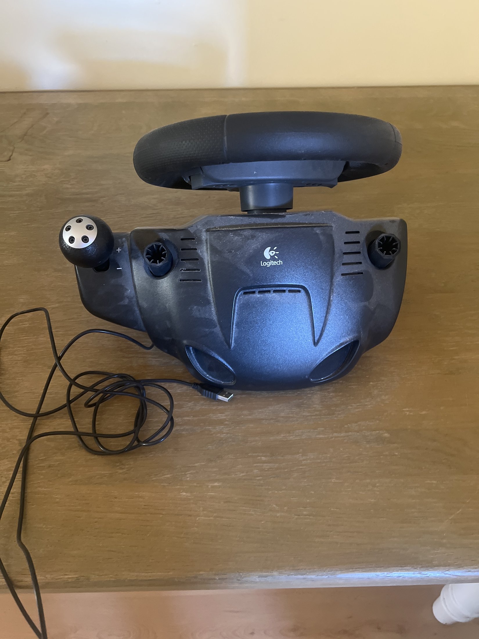 Logitech racestuur met pedalen